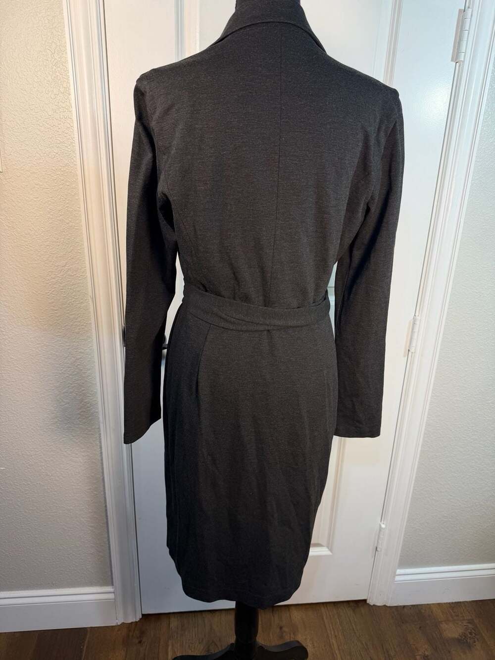 Club Monaco Women's Gray Blazer Wrap Dress Size M - Picture 5 of 7